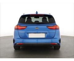 Kia Cee`d 1.5 T-GDI 118kW - 6