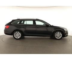 Škoda Superb 2.0 TDI 110kW - 8