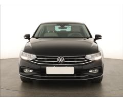 Volkswagen Passat 2.0 TDI 110kW - 2