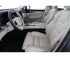 Volvo XC60 B4 AWD 145kW - 13