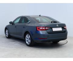 Škoda Superb 2.0 TDI 140kW - 5