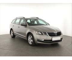 ŠKODA SUPERB COMBI 2.0TDI 140 LAURIN&K 4X4 DSG 7ST