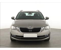 ŠKODA SUPERB COMBI 2.0TDI 140 LAURIN&K 4X4 DSG 7ST