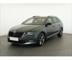 ŠKODA SUPERB COMBI 2.0TDI 140 LAURIN&K 4X4 DSG 7ST