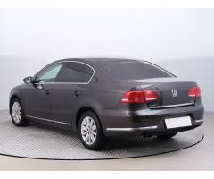 Volkswagen Passat 2.0 TDI 103kW - 5