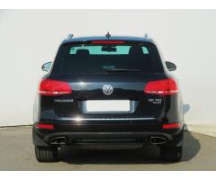 Volkswagen Touareg 3.0 TDI 180kW - 6