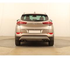 Hyundai Tucson 2.0 CRDi 100kW - 6