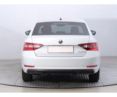 Škoda Superb 2.0 TDI 110kW - 6