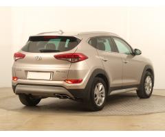 Hyundai Tucson 2.0 CRDi 100kW - 7