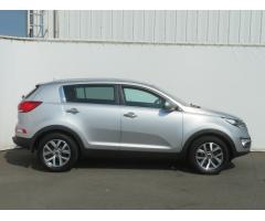 Kia Sportage 1.7 CRDi 85kW - 8