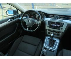 Volkswagen Passat 2.0 TDI 110kW - 9