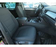 Volkswagen Touareg 3.0 TDI 180kW - 12