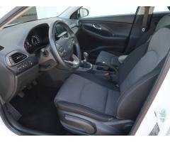 Hyundai i30 1.6 CRDi MHEV 100kW - 16