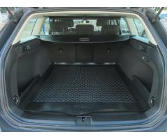 Volkswagen Passat 2.0 TDI 110kW - 20