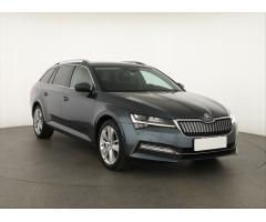 ŠKODA SUPERB COMBI 2.0TDI 140 LAURIN&K 4X4 DSG 7ST