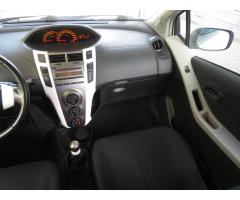 Toyota Yaris 1.0 VVT-i 51kW - 11