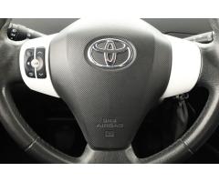 Toyota Yaris 1.0 VVT-i 51kW - 17