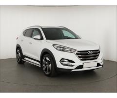 Hyundai Tucson 2.0 CRDi 100kW - 1