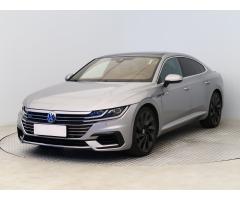 VW Passat 2,0Tdi DSG 140kW Elegance Variant 1 MAJ ČR