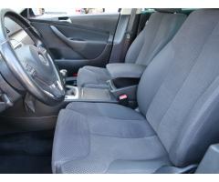 Volkswagen Passat 2.0 TDI 105kW - 16