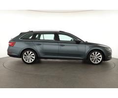 Škoda Superb 2.0 TDI 140kW - 8