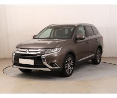 Mitsubishi Outlander 2.2 DI-D 110kW - 3