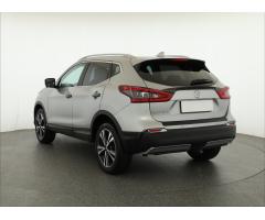 Nissan Qashqai 1.6 DIG-T 120kW - 5