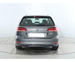 Volkswagen Golf 1.5 TSI 96kW - 6