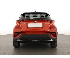 Toyota C-HR 2.0 Hybrid 135kW - 6