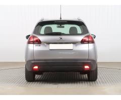 Peugeot 2008 1.2 PureTech 81kW - 6