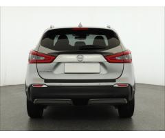 Nissan Qashqai 1.6 DIG-T 120kW - 6