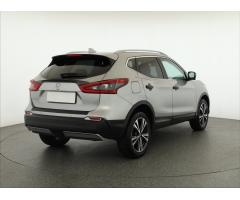 Nissan Qashqai 1.6 DIG-T 120kW - 7