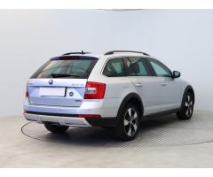 Škoda Octavia 2.0 TDI 135kW - 7