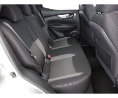 Nissan Qashqai 1.6 DIG-T 120kW - 11