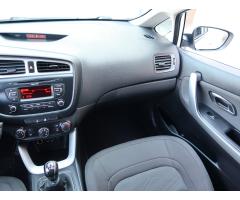 Kia Cee`d 1.6 GDI 99kW - 11