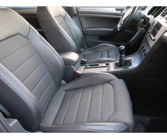 Volkswagen Golf 1.4 TSI 92kW - 12