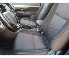 Mitsubishi Outlander 2.2 DI-D 110kW - 16