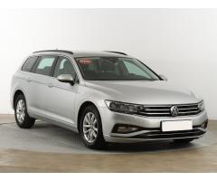 Volkswagen Passat 2.0 TDI 110kW - 1