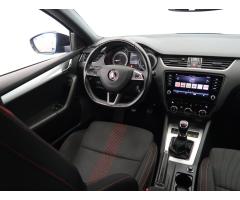 Škoda Octavia 2.0 TDI 110kW - 9