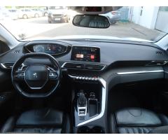 Peugeot 5008 1.6 BlueHDi 88kW - 10