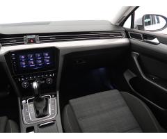 Volkswagen Passat 2.0 TDI 140kW - 11