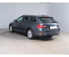 Škoda Superb 2.0 TDI 110kW - 5