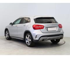 Audi Q3 S tronic DSG Zlevněno o 22 000 Kč