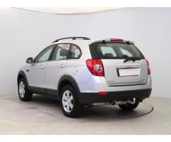 Chevrolet Captiva 2.4 i 123kW - 5