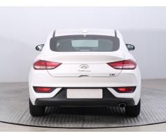 Hyundai i30 1.4 T-GDI 103kW - 6