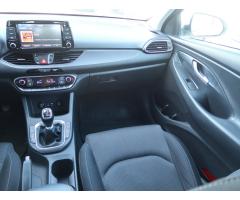 Hyundai i30 1.4 T-GDI 103kW - 11