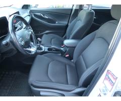 Hyundai i30 1.4 T-GDI 103kW - 16