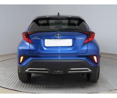 Toyota C-HR 2.0 Hybrid 135kW - 6