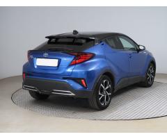 Toyota C-HR 2.0 Hybrid 135kW - 7