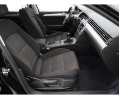 Volkswagen Passat 1.4 TSI 110kW - 12